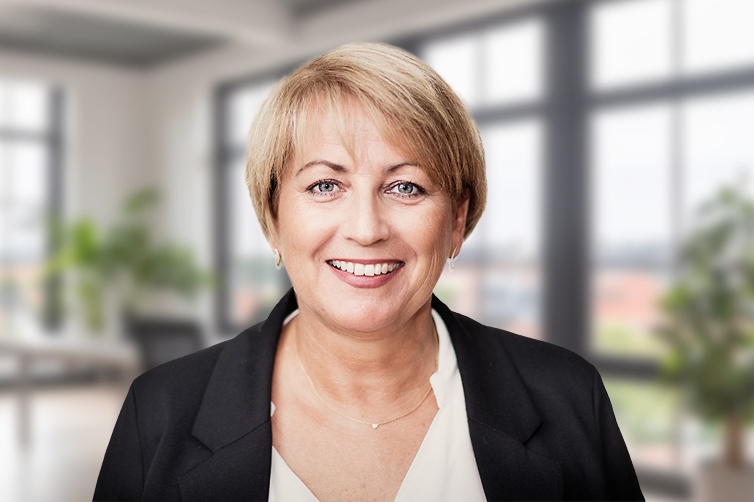 Kontakt HR-chef Tina Lundgaard i forbindelse med arbejde